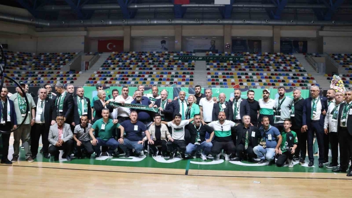 Kocaelispor’da kongre tek adayla geçildi