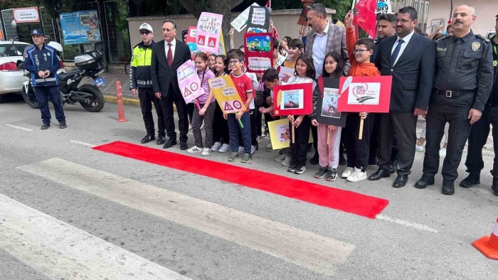 Gölcük’te trafik haftası duyarlılığı