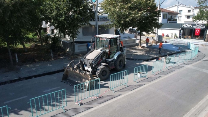 Başiskele sahilinde üstyapı sil baştan