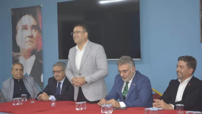 Derince Belediye Başkanı Sertif Gökçe’den Ardahanlılar Derneğine ziyaret