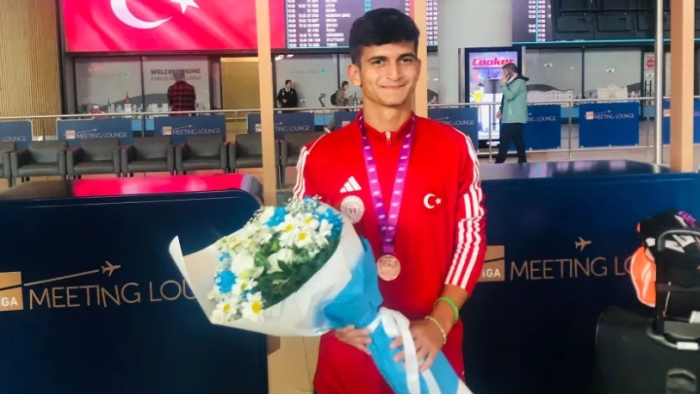 Emirhan Bulut Dünya 3.sü