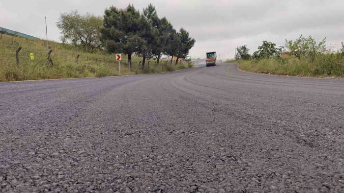 Gebze Pelitli Yolu Caddesine asfalt