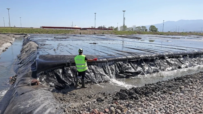 Körfez’den 1 milyon metreküp çamur çıkarıldı
