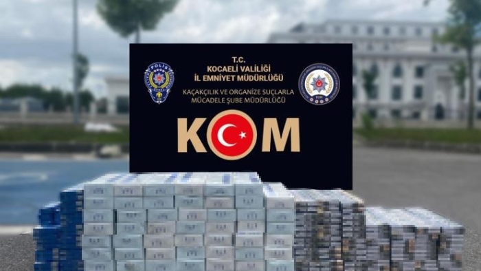 TEM Otoyolu’nda bir araçta bin 430 paket gümrük kaçağı sigara ele geçirildi
