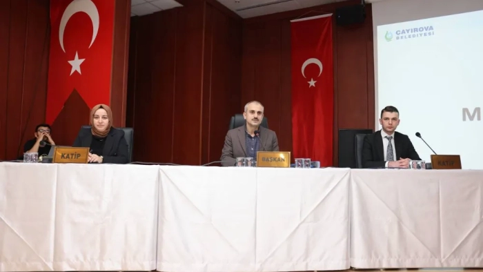 Çayırova’da yılın son meclisi yapıldı