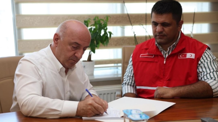 Başkan Bıyık, Gazze için kurban bağışında bulundu