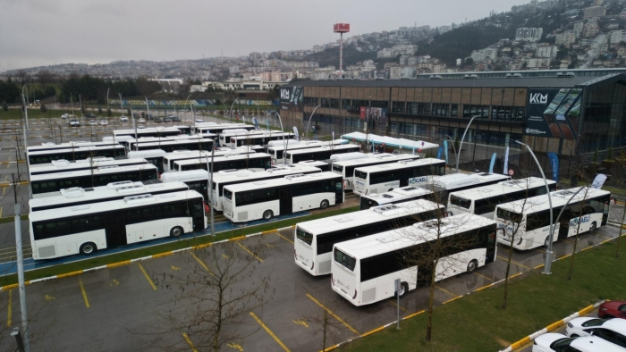 Büyükşehir’den ulaşıma 27 yeni otobüs
