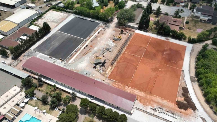 Kocaeli’nin dünya standartlarındaki tenis merkezinde tamamlanma oranı yüzde 80