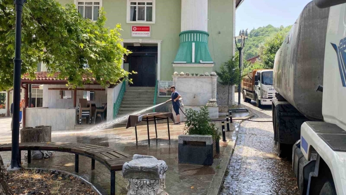 Gölcük’te bayram öncesi gerekli tüm tedbirler alındı
