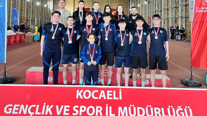 Çayırova Belediyesi Atletizmde 19 Madalya Kazandı