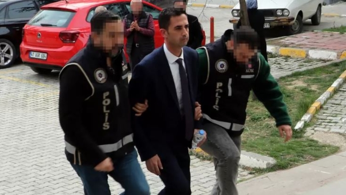 Bir belediye başkanı daha tutuklandı!