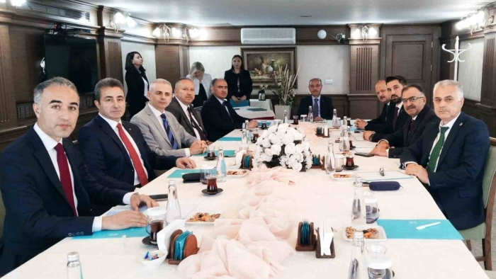 Koç, vilayetler birliği encümen üyeliğine seçildi