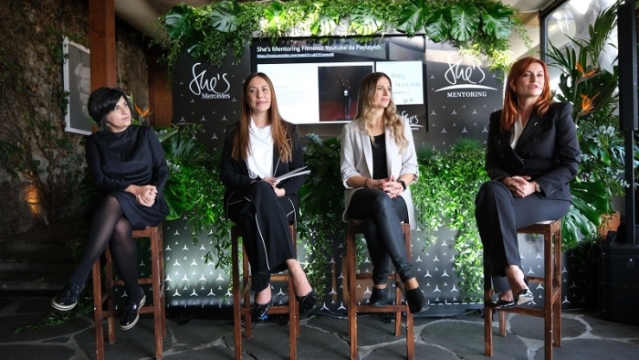 Mercedes-Benz, She’s Mentoring Programı ile genç kadınları destekliyor