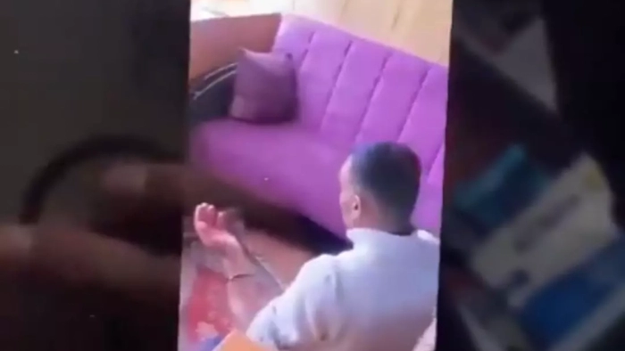 Konya’da Tepki Çeken Görüntü! Esnafa Zorla Özür Diletildi İddiası