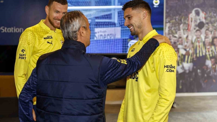 Rade Krunic: “Fenerbahçe’nin oyuncusu olmayı çok ama çok istedim”