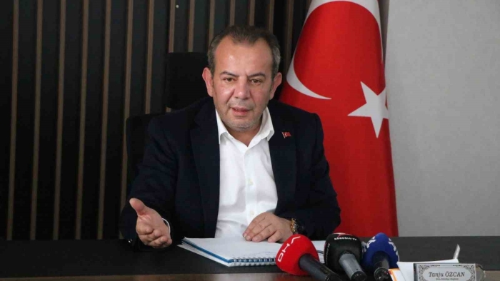 Bolu Belediye Başkanı Özcan: “Afrika’dan gelen öğrencilerin otobüs biletlerine astronomik bir zam yapacağız”