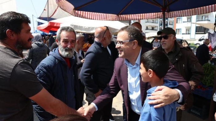 Başkan Gökçe’den Fatih’te Pazar Ziyareti