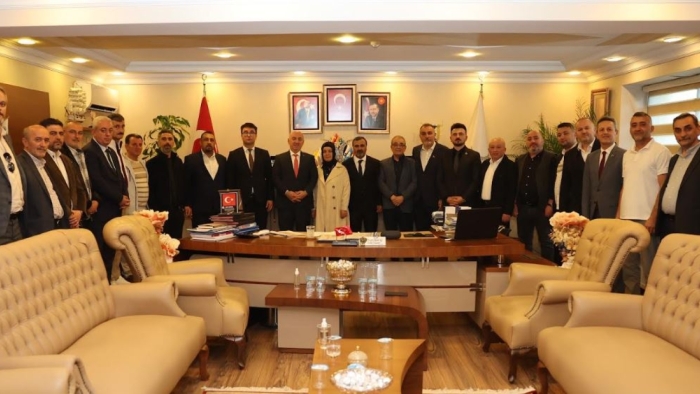 Darıca’da STK’lardan Başkan Muzaffer Bıyık’a Hem Destek Hem Teşekkür Ziyareti
