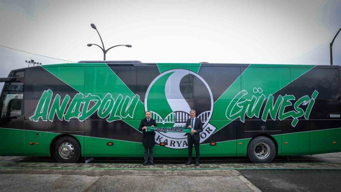Alemdar’dan Sakaryaspor’a yeni takım otobüsü