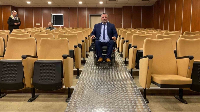 Bu mecliste engel yok