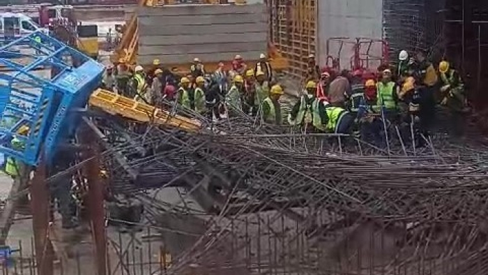İşçi Bayramı’nda çalışırken demirlerin altında kaldılar: 3 yaralı