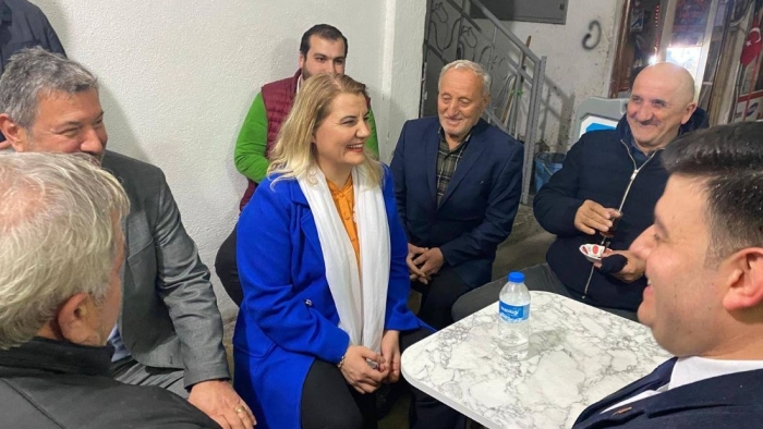 Kandıra esnafından Fatma Başkan’a coşkulu karşılama