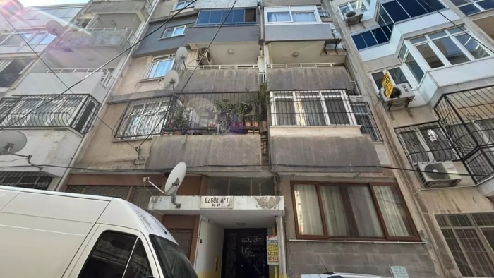 İzmir’de Korkunç Yalnızlık: 10 Yıl Sonra Ortaya Çıkan Ölüm