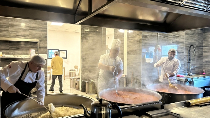 TÜP, ISITICI VE SICAK YEMEK DESTEĞİ DEVAM EDİYOR