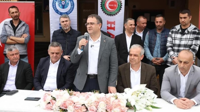 Derince’de Sözleşme Sevinci  İşçilerin Maaşına % 45 Zam
