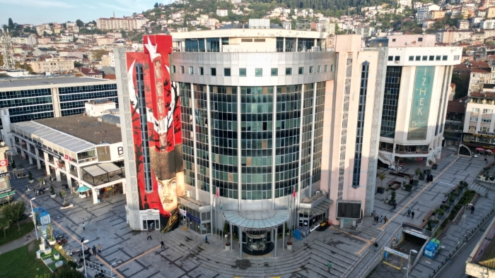 İzmit Belediyesi, Çalışanlarının Maaşlarını Yükseltti