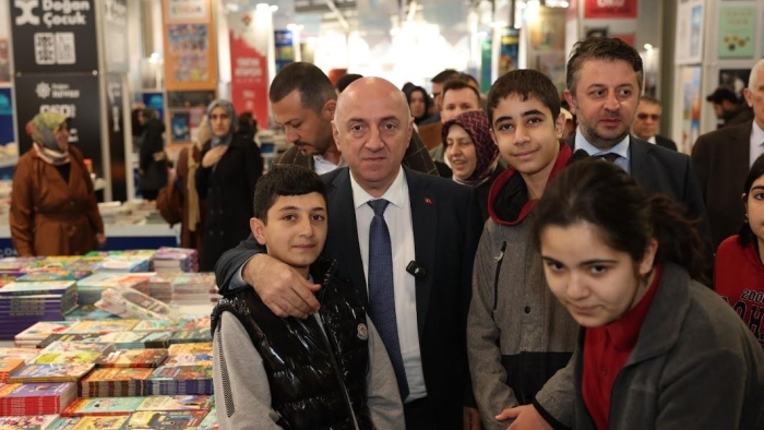 Darıca Kitap Fuarı dördüncü kez kitapseverlerle buluştu