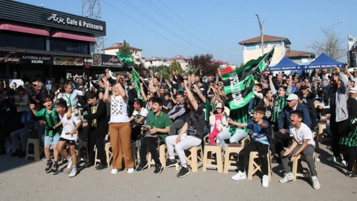 Derince’de Yeşil – Siyah Şampiyonluk Coşkusu