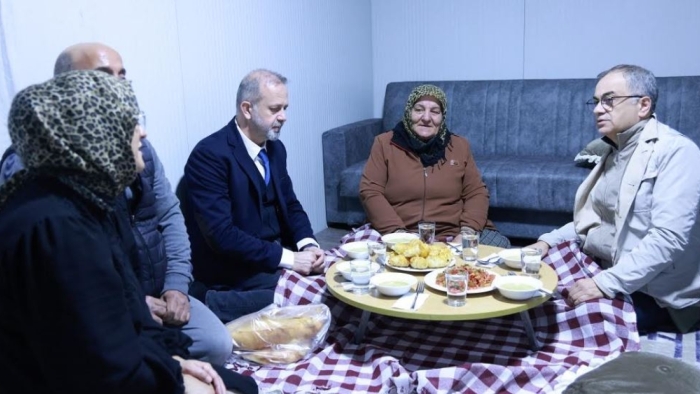KO-MEK Hurması, Ayşe Teyze'ye yardım eli uzatıldı