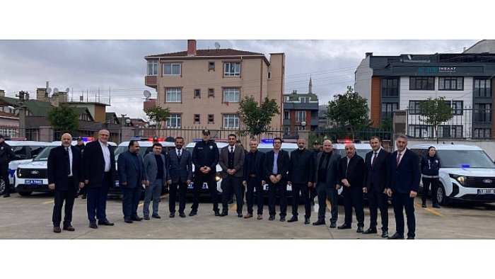 Dernek girişim yaptı, Darıca Emniyetine 8 yeni araç!