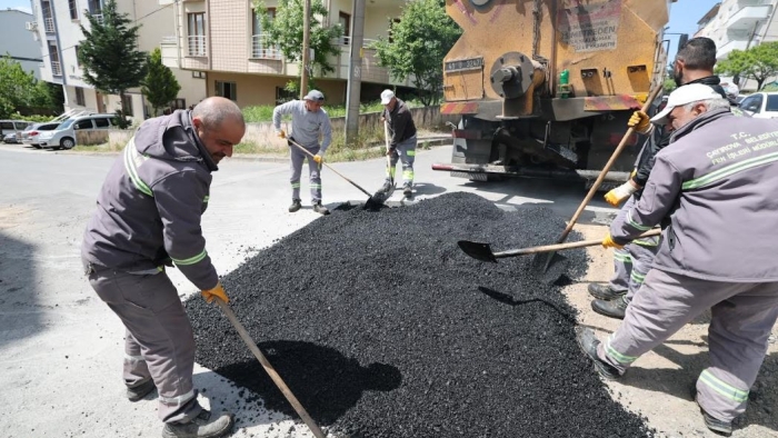 Fen işleri ekiplerinden yoğun çalışma
