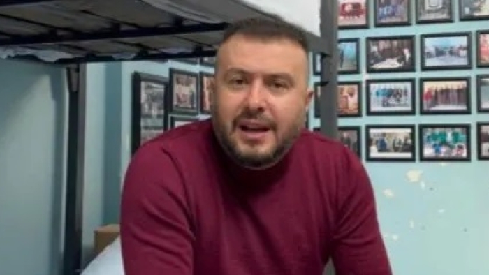 Ellerimiz kelepçeli aklımız ve vicdanımız değil!