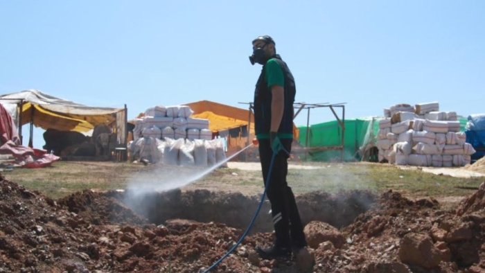 Büyükşehir, kurban pazar yerlerini ilaçlıyor