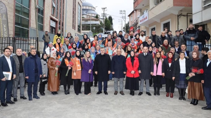 AK Parti tüm kadrolarıyla sahada