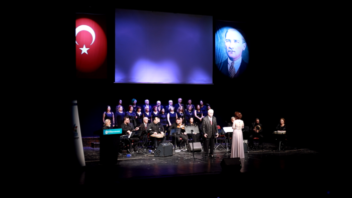 65 yaş üstü korodan nostalji dolu gece